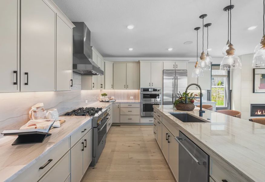 Pemberly Model Kitchen - 7 of 28