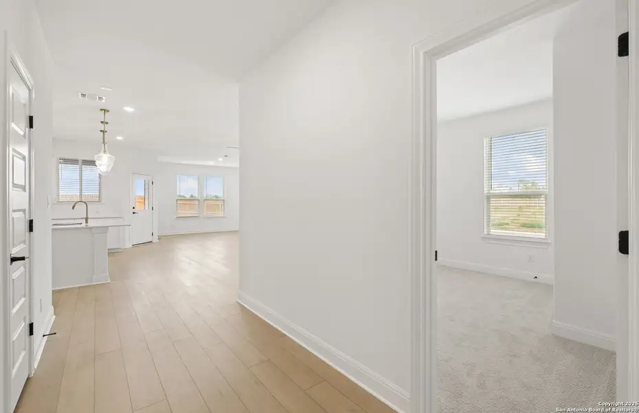 Spacious, unfurnished interior of a new home in Dove Song, Marion (Image 10).