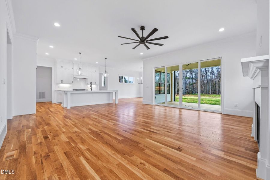 17-web-or-mls-7825 Penny Rd (10 of 70) 17-web-or-mls-7825 Penny Rd (10 of 70)