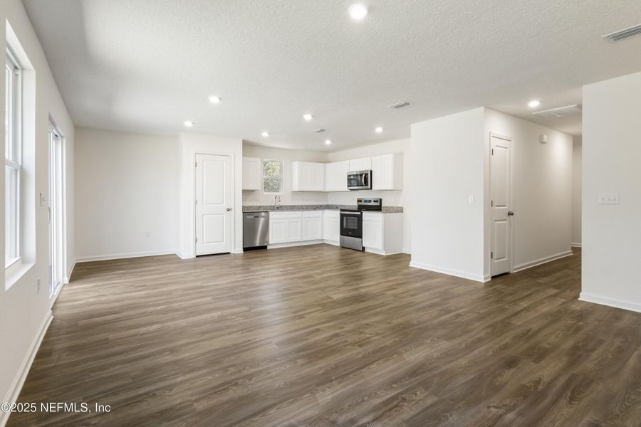 Image 20 of a home in Greystone.