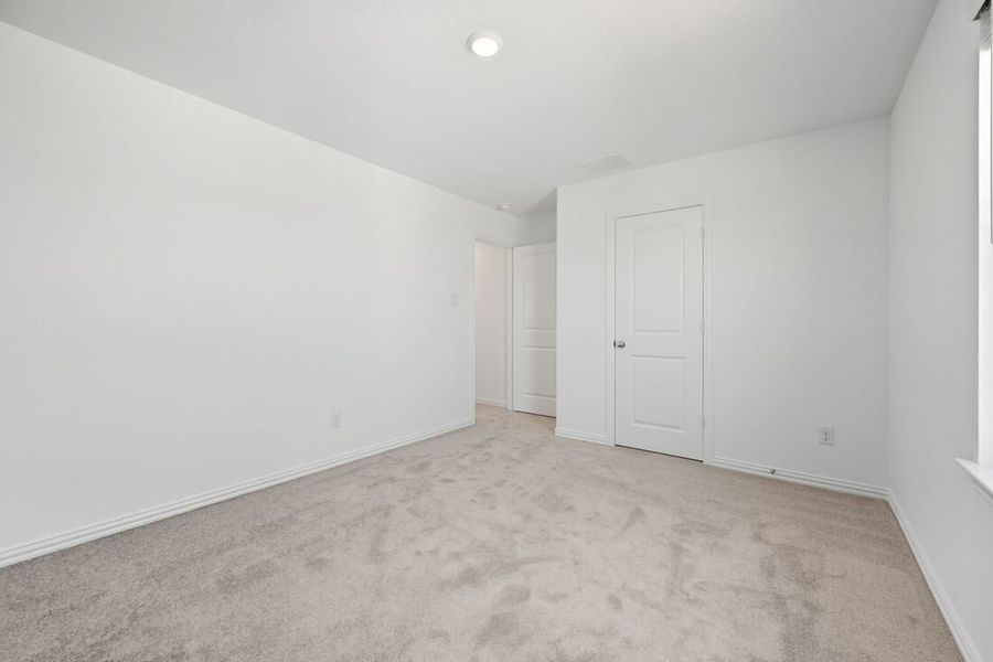 Spacious, unfurnished interior of a new home in River Ridge, Crandall (Image 27). Spacious, unfurnished interior of a new home in River Ridge, Crandall (Image 27).