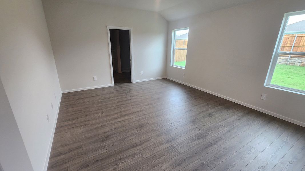 Spacious, unfurnished interior of a new home in Waverly Estates, Josephine (Image 5).