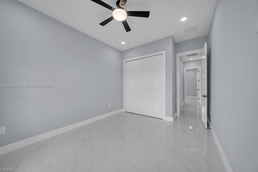 Spacious, unfurnished interior of a new home in , Lehigh Acres (Image 28).
