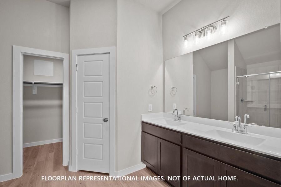 Furnished interior view inside a new home in Sorella, Tomball (Image 8).