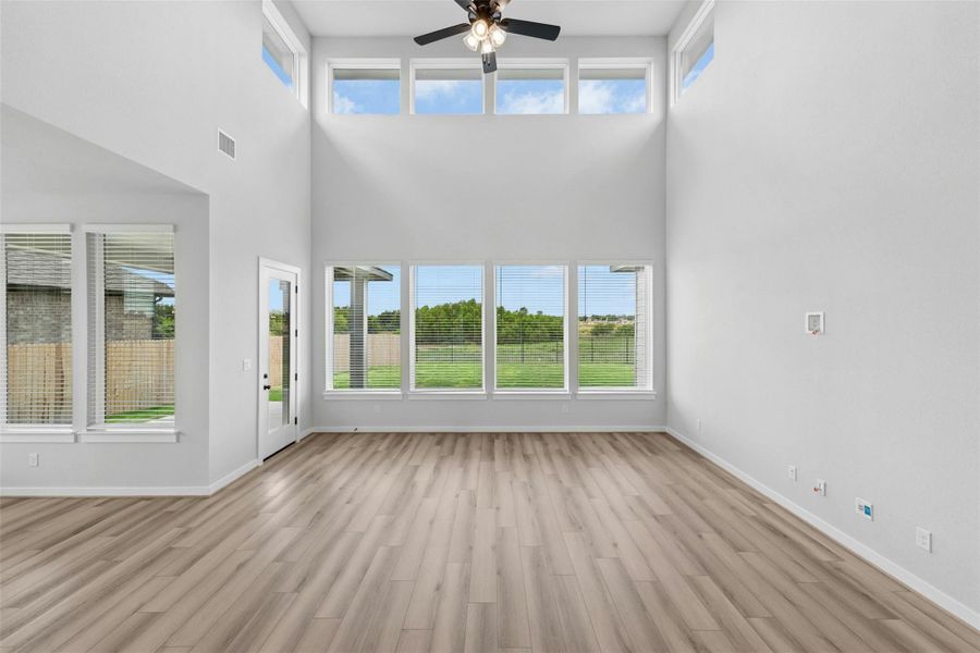 Spacious, unfurnished interior of a new home in East View Farms, Georgetown (Image 20).