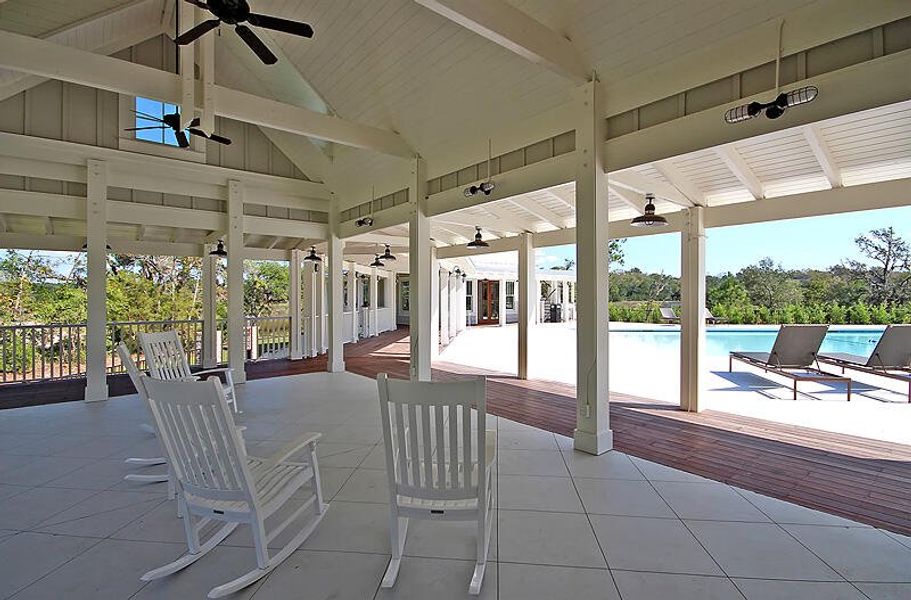 Community amenities in , Ravenel (Image 30).