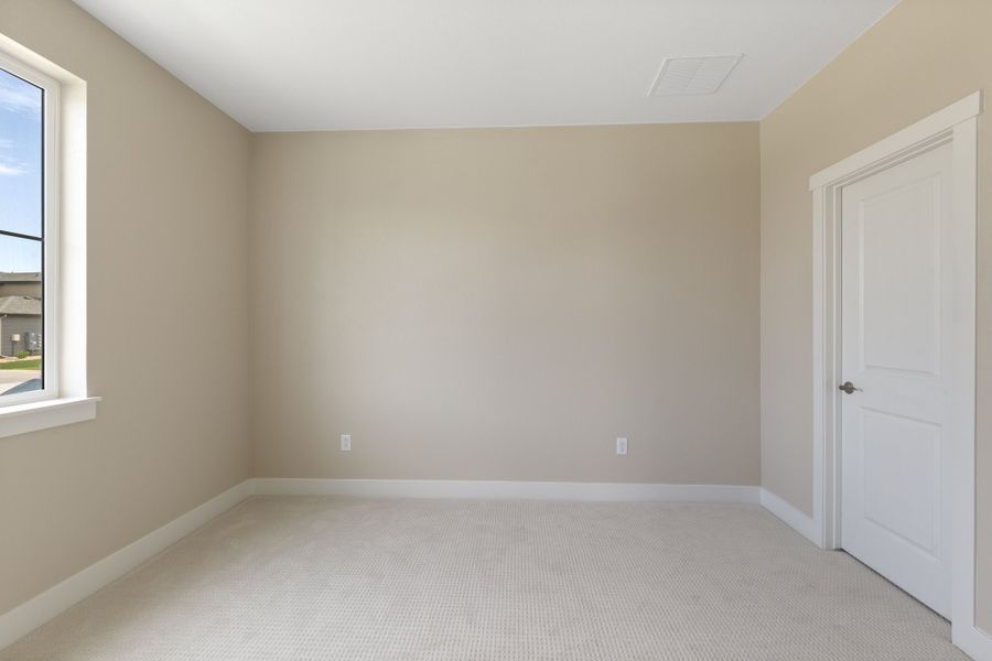 Discover elegance in residential architecture with this minimalist single-family home room design.