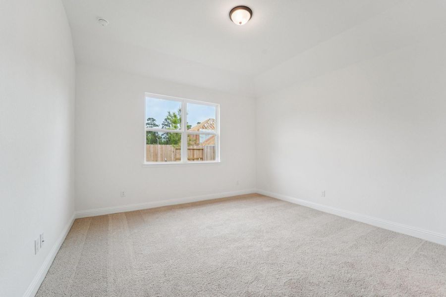 Spacious, unfurnished interior of a new home in Evergreen 40', Conroe (Image 30).