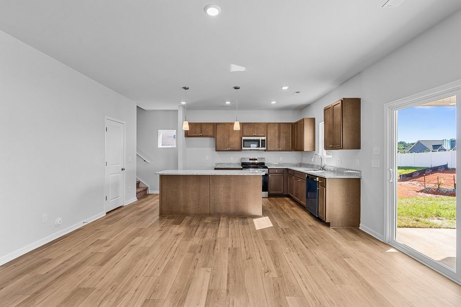 Image 39 of a home in Hanes Lake.