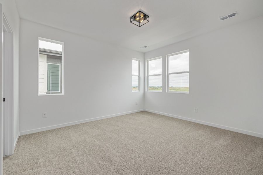 Spacious, unfurnished interior of a new home in Painted Prairie, Aurora (Image 20).