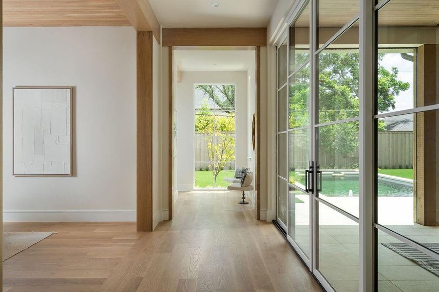 Spacious, unfurnished interior of a new home in , Dallas (Image 23).