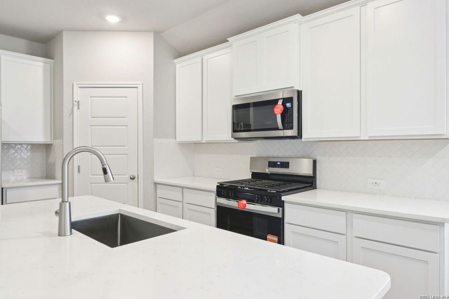 Furnished interior view inside a new home in Scenic Crest - Premier Series, Boerne (Image 10).