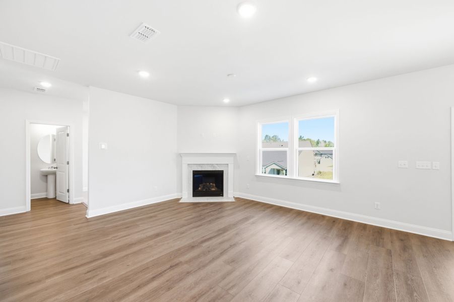 Spacious, unfurnished interior of a new home in Carriage Estates, Lexington (Image 44).