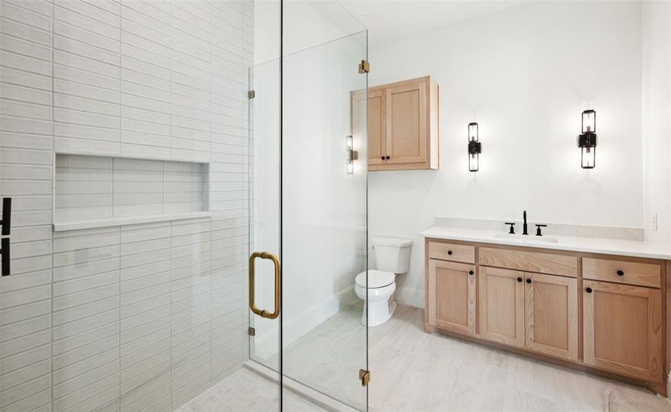 Furnished interior view inside a new home in , Keller (Image 9).