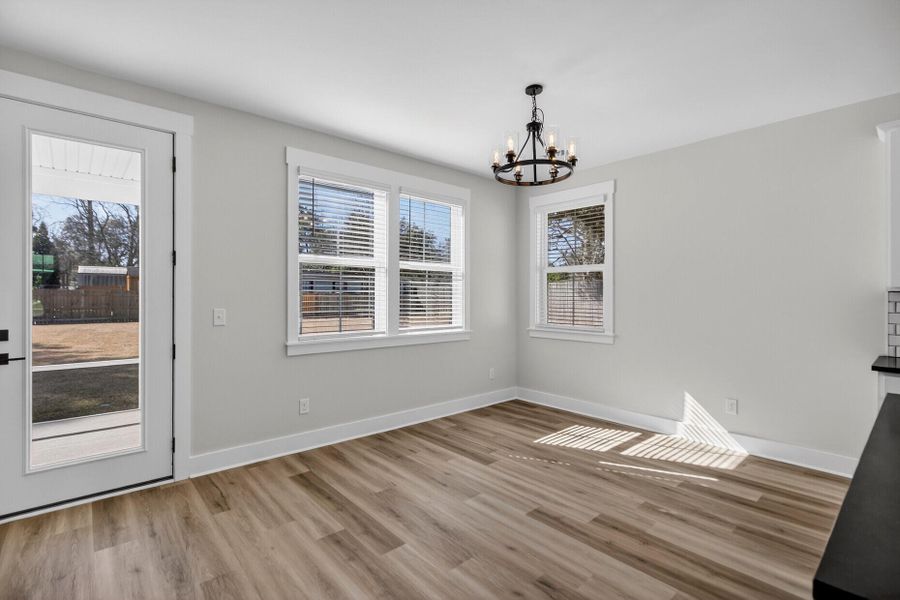 Spacious, unfurnished interior of a new home in , Summerville (Image 36).