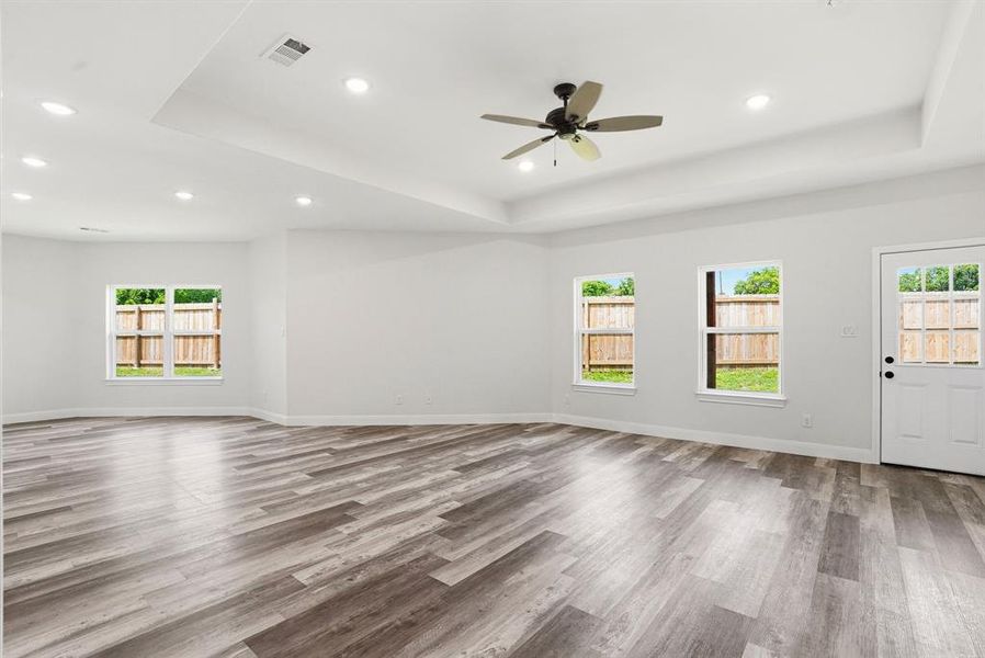 Spacious, unfurnished interior of a new home in , Ennis (Image 10).