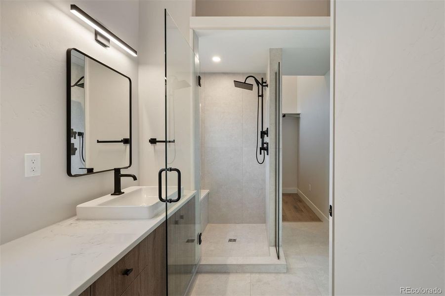 Primary ensuite Primary ensuite