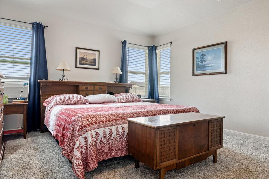 Furnished interior view inside a new home in Durango Farms - Boulevard Collection, Hutto (Image 25).