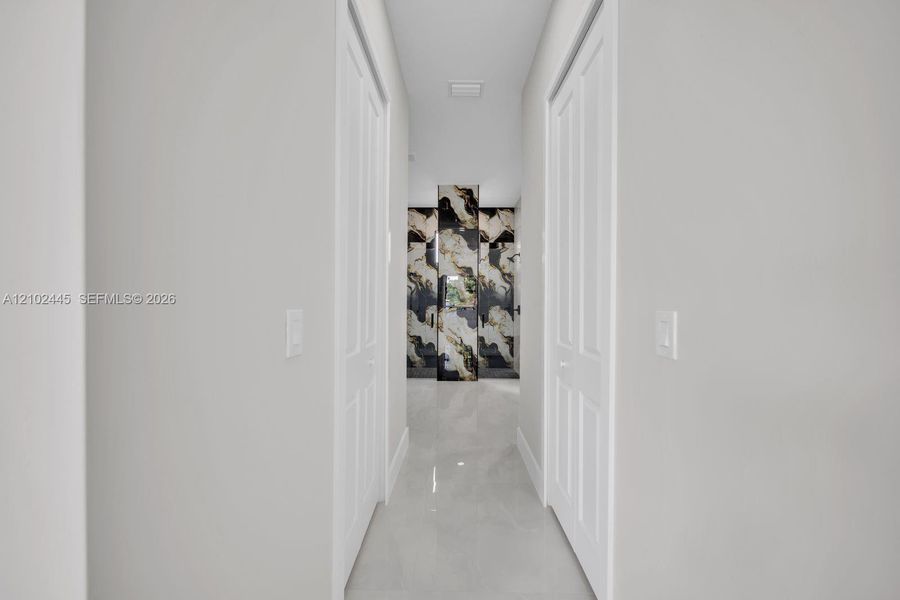 Spacious, unfurnished interior of a new home in , Lehigh Acres (Image 25).