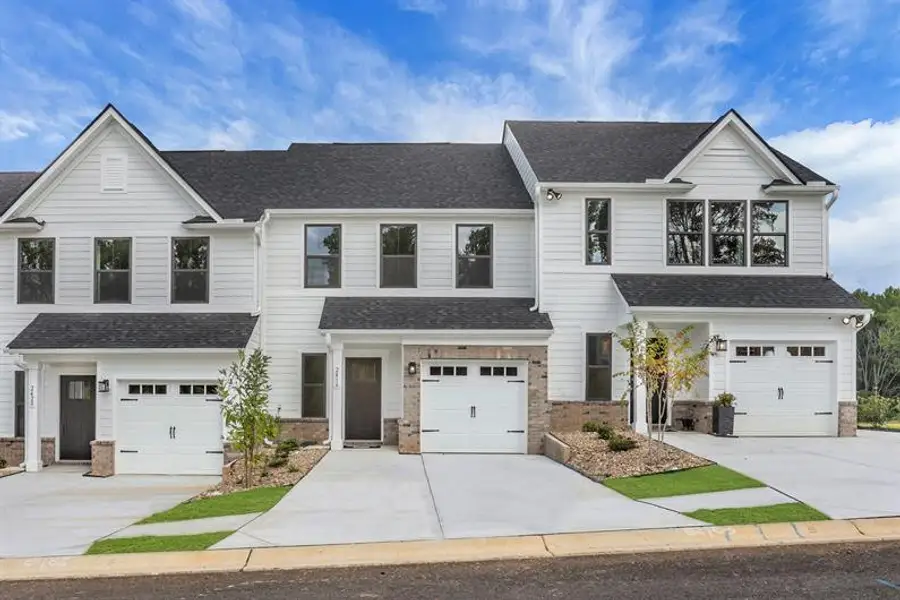 Front exterior of a new home in Laurel Fields, Gainesville, GA, highlighting curb appeal (Image 20).