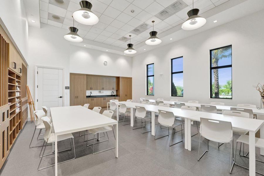 Cresswind Clubhouse Crafts Room