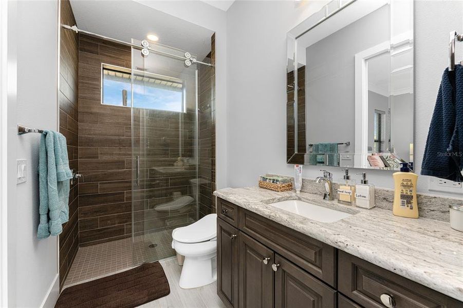 Furnished interior view inside a new home in , Port Charlotte (Image 59).