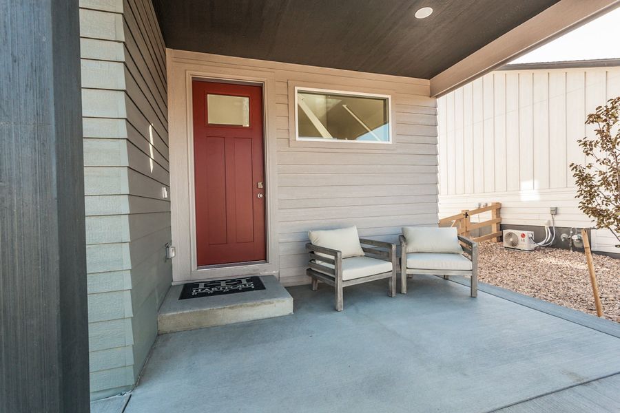 Representative exterior details of a home built from the Rowling by Hartford Homes in Trailside, Timnath (Image 3).