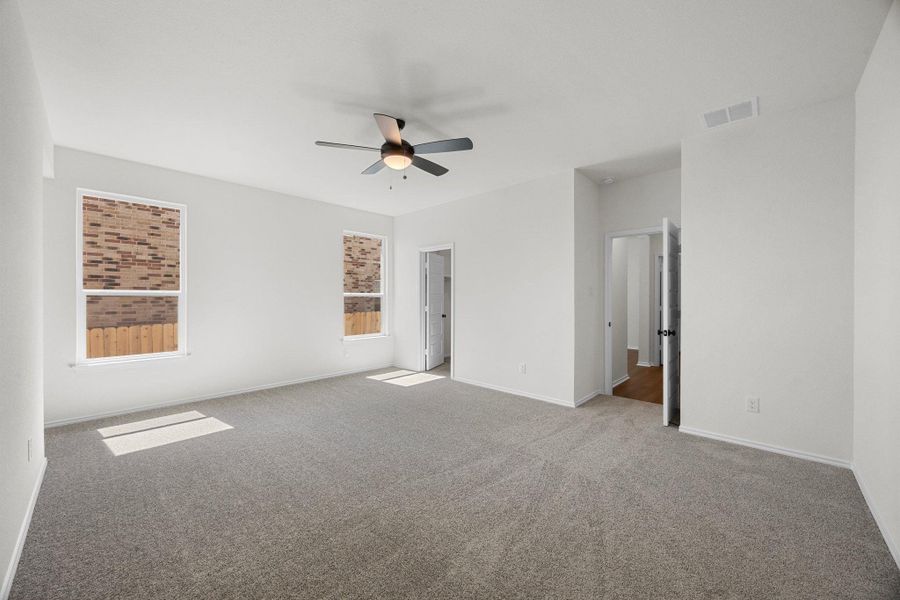 Spacious, unfurnished interior of a new home in Salerno - Classic Collection, Round Rock (Image 25).