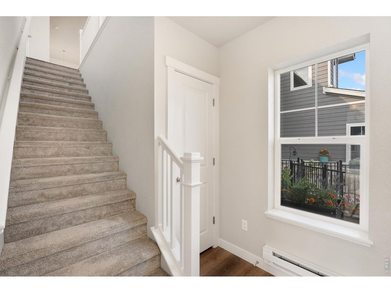 Spacious, unfurnished interior of a new home in The Lakes at Centerra - Discovery, Loveland (Image 21).
