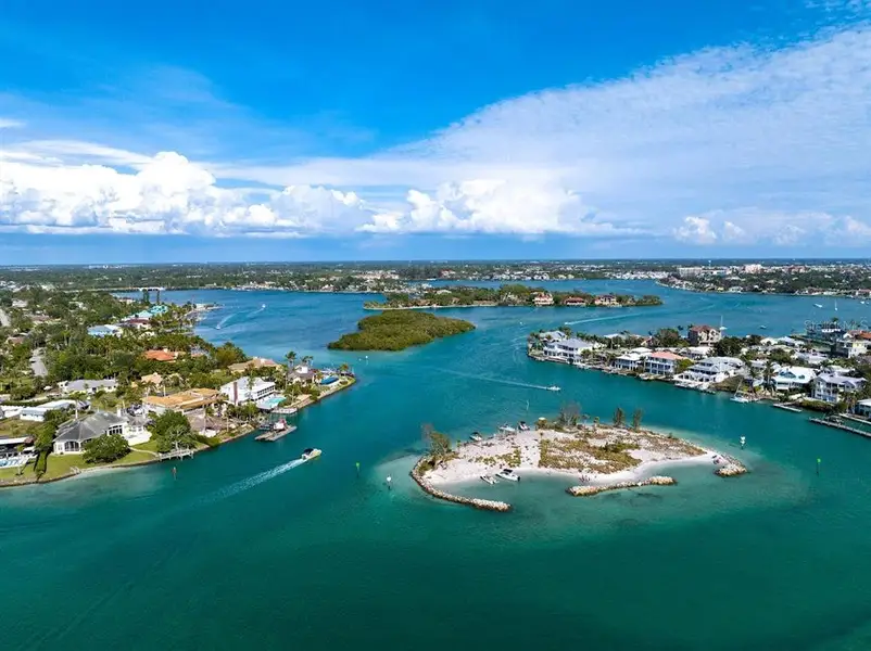 Image 36 of a home in .