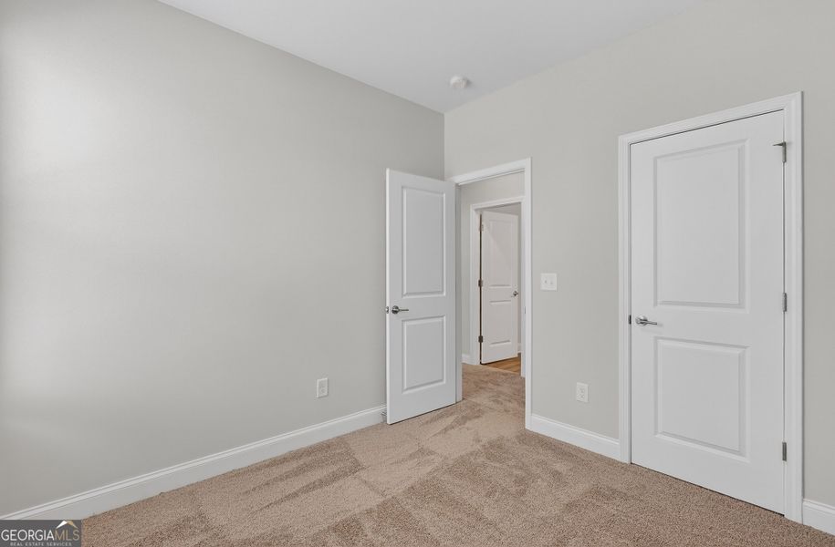 Spacious, unfurnished interior of a new home in Morning Creek Forest, Atlanta (Image 15).