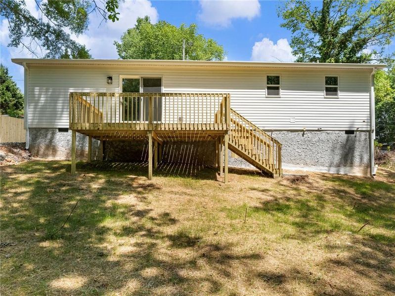 Exterior details and patio area of a home in , Gainesville (Image 22).