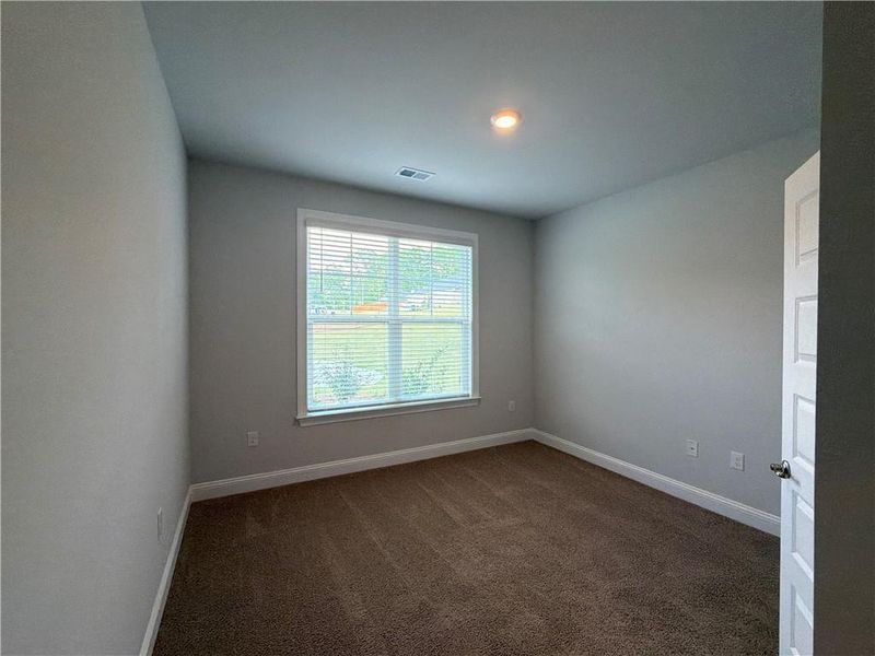 Spacious, unfurnished interior of a new home in Tuscany Hills, Douglasville (Image 34).