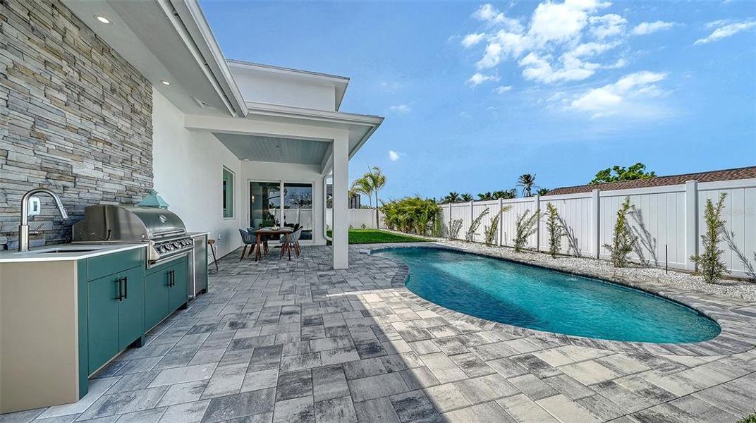 Exterior details and patio area of a home in , Bradenton (Image 28).