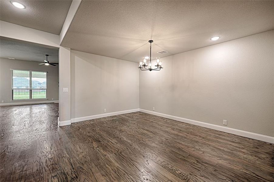 Spacious, unfurnished interior of a new home in Parks at Panchasarp Farms, Burleson (Image 30).