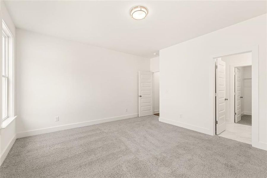 Spacious, unfurnished interior of a new home in , Gainesville (Image 73).