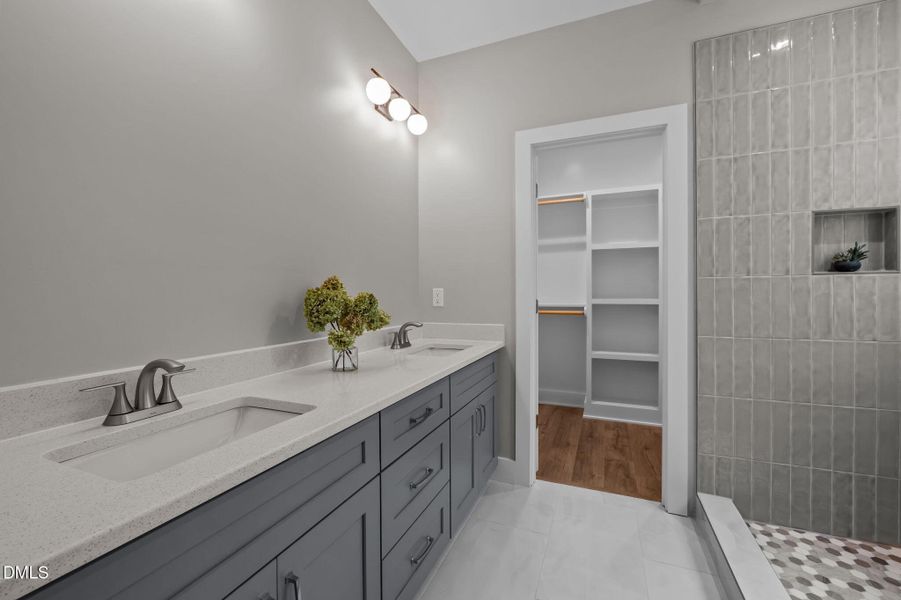 12-web-or-mls-P1086919