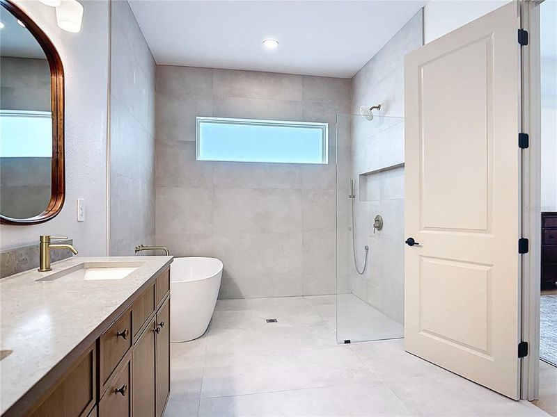 Furnished interior view inside a new home in , Port Charlotte (Image 7).