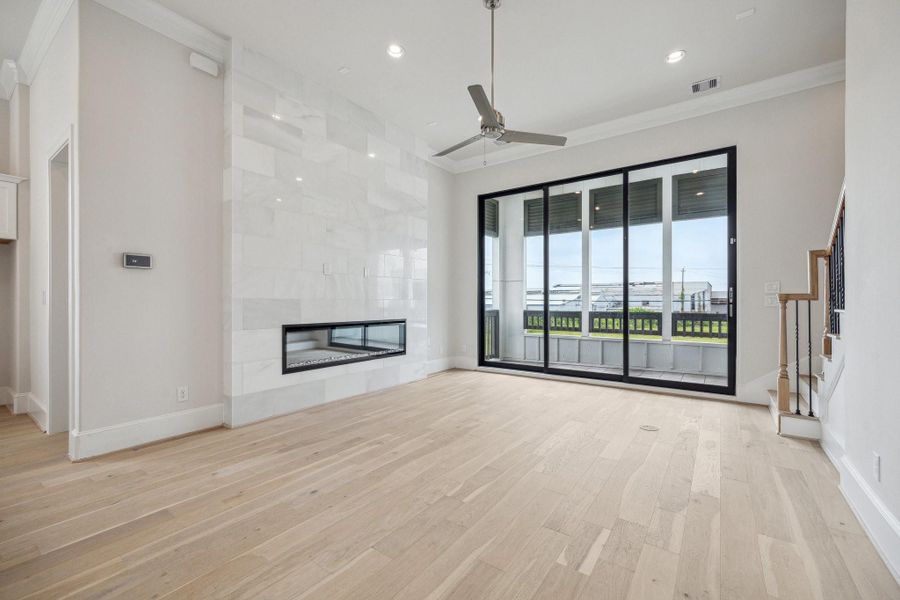 Spacious, unfurnished interior of a new home in , Houston (Image 5).