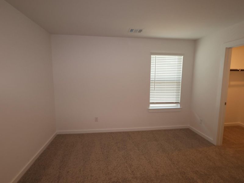 Spacious, unfurnished interior of a new home in Summerview, Fulshear (Image 4).