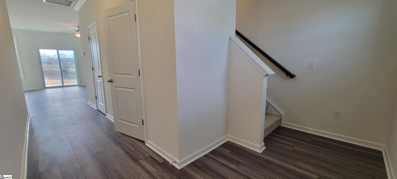 Spacious, unfurnished interior of a new home in Halton Oaks, Spartanburg (Image 12).