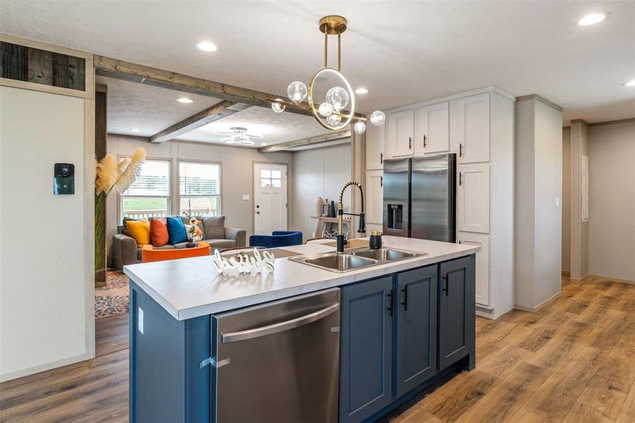 Furnished interior view inside a new home in , Corsicana (Image 10).