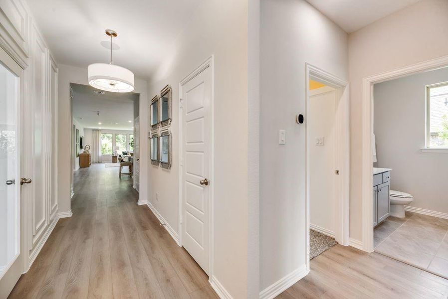 Spacious, unfurnished interior of a new home in , Anna (Image 20).