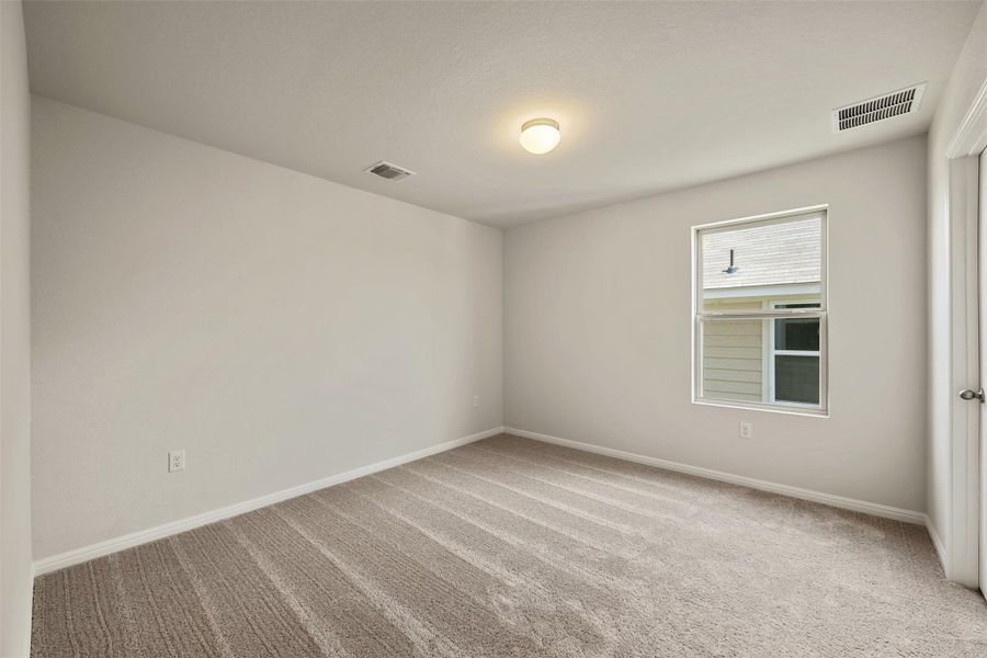 Spacious, unfurnished interior of a new home in Covered Bridge, Hutto (Image 23).