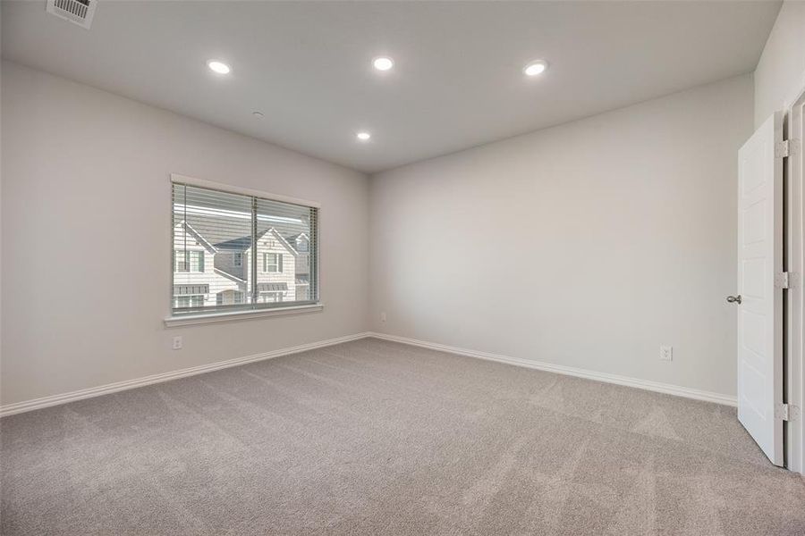 Spacious, unfurnished interior of a new home in Wade Settlement Townhomes, Frisco (Image 26).