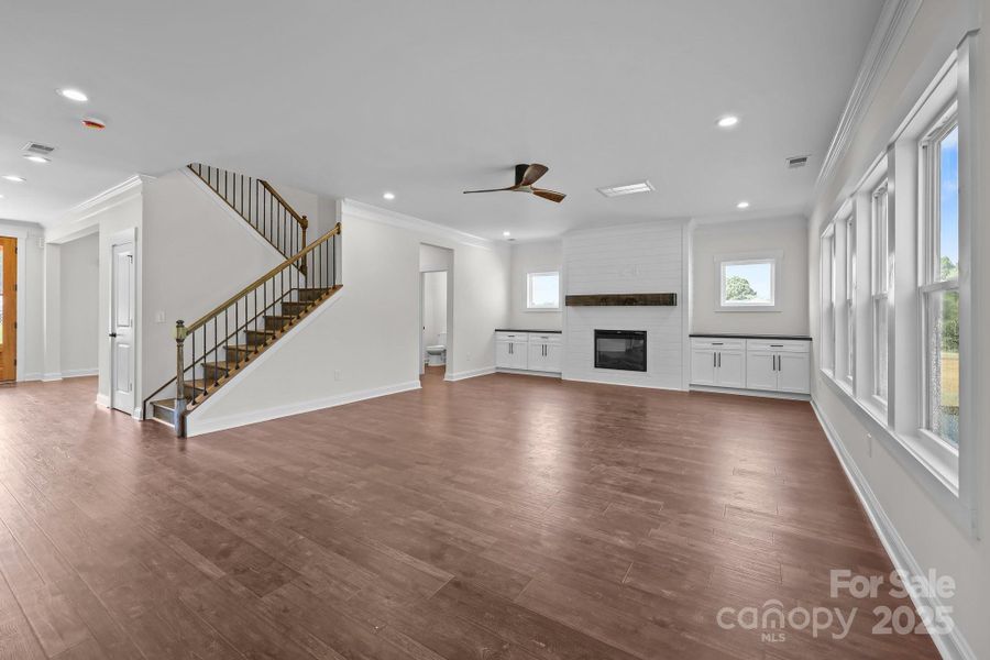 Image 35 of a home in .