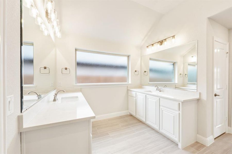 Furnished interior view inside a new home in Addison Hills, Cedar Hill (Image 10).