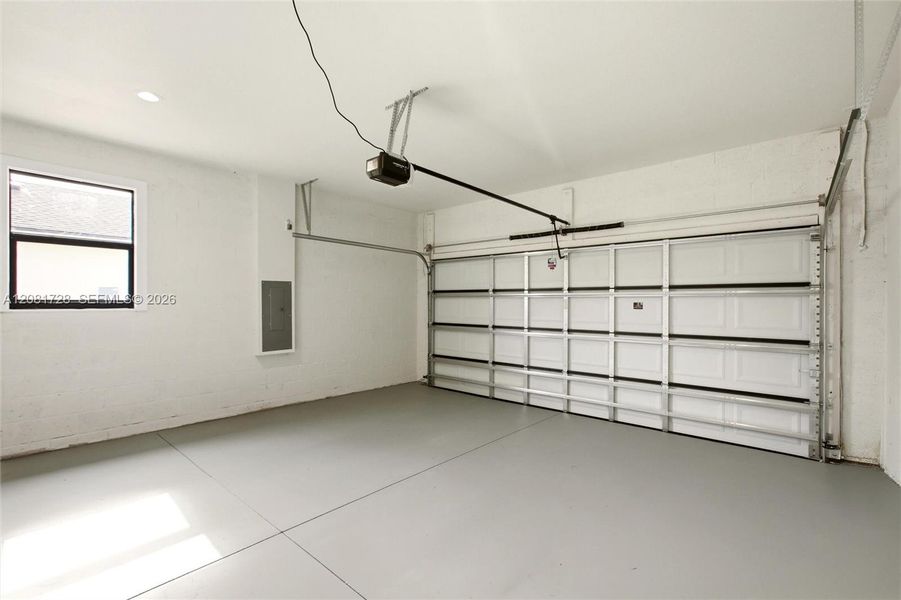 Spacious, unfurnished interior of a new home in , Sebring (Image 42). Spacious, unfurnished interior of a new home in , Sebring (Image 42).