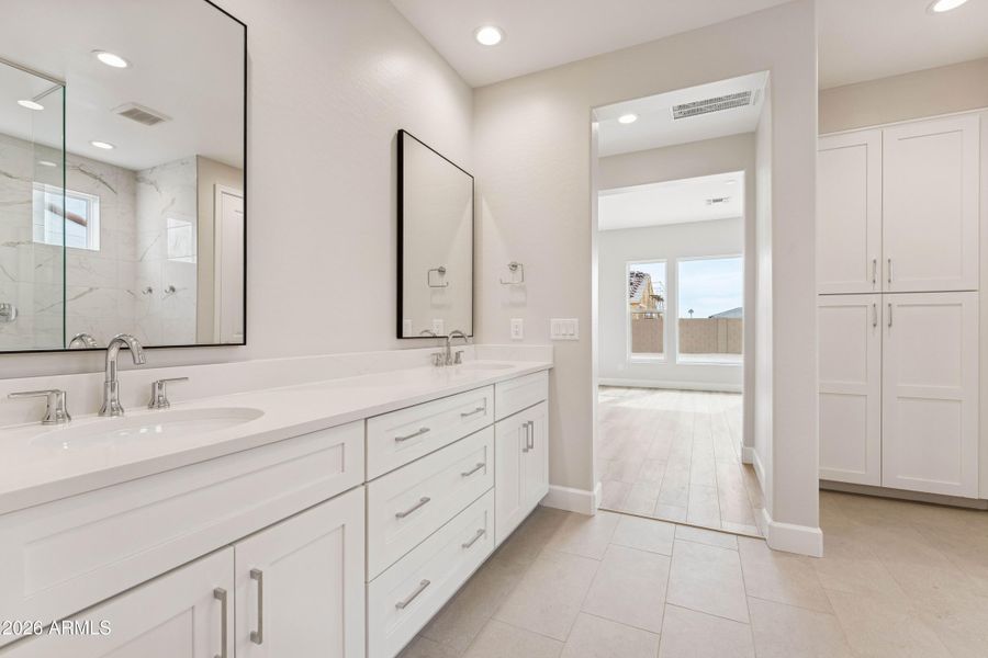 Primary bath with dual sinks Primary bath with dual sinks