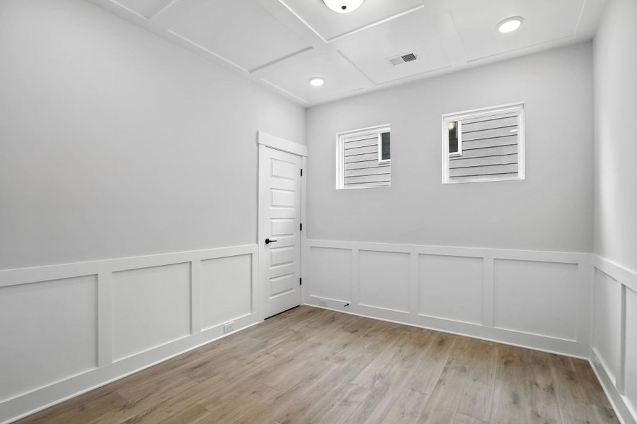 Image 41 of a home in Villas at Prestwick.